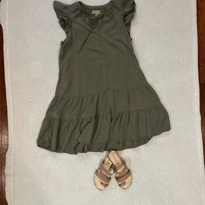👗Olive green Target dress -Size MEDIUM